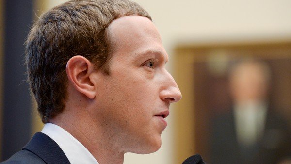 imputan-a-mark-zuckerberg-en-la-demanda-contra-facebook-por-cambridge-analytica
