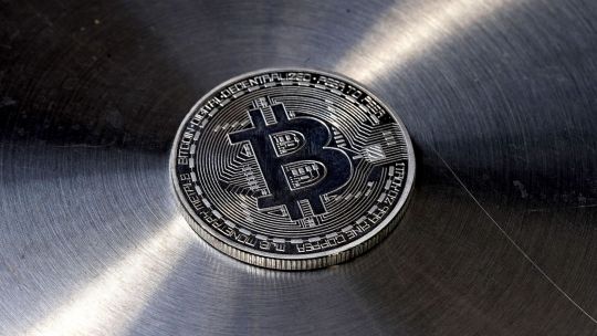 algunos-estrategas-estiman-un-bitcoin-en-us$100.000-para-fin-de-ano