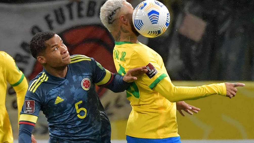 colombia-desafecto-a-dos-futbolistas-para-el-duelo-ante-paraguay