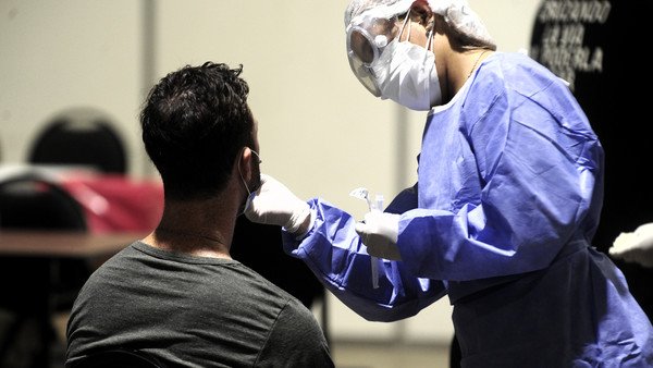 coronavirus-en-argentina:-confirman-3.610-nuevos-casos-y-otras-72-muertes-en-las-ultimas-24-horas